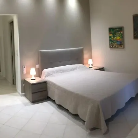 Maison Moderne Avec Vue Sur La A * San-Martino-di-Lota