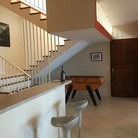 Maison Moderne Avec Vue Sur La A * San-Martino-di-Lota