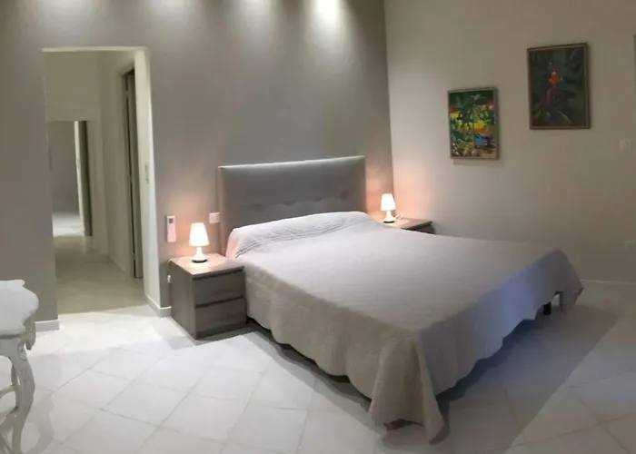 Maison Moderne Avec Vue Sur La à * San-Martino-di-Lota