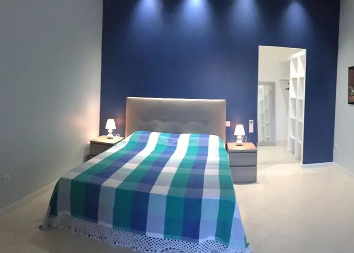 Hébergement de vacances Maison Moderne Avec Vue Sur La à San-Martino-di-Lota