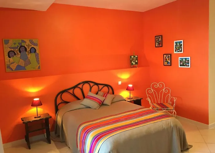 Maison Moderne Avec Vue Sur La à *